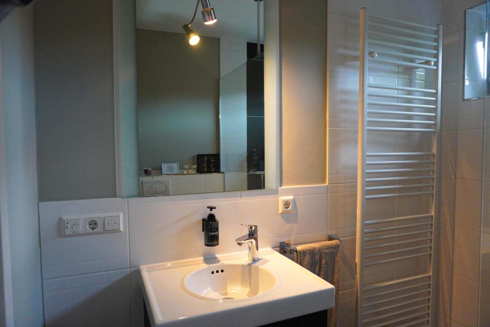 Luxuryhub Lingen Apartment Luaran gambar